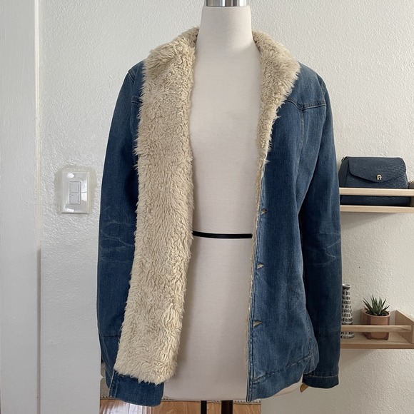 Earl Jean Denim‎ Women's Jacket Size Large Fits Like A Med - Picture 3 of 14